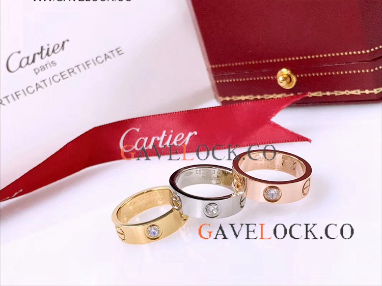 Cartier Love Wedding Band 1 Diamond